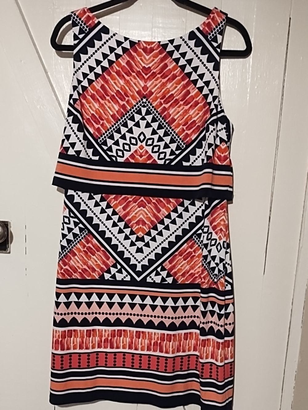 Vince Camuto Coral and Black Geometric Midi Dress EUC Size 10 Lined.